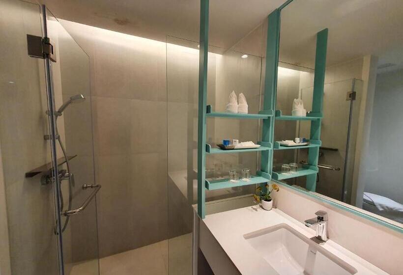 Novotel Rayong Rim Pae Resort