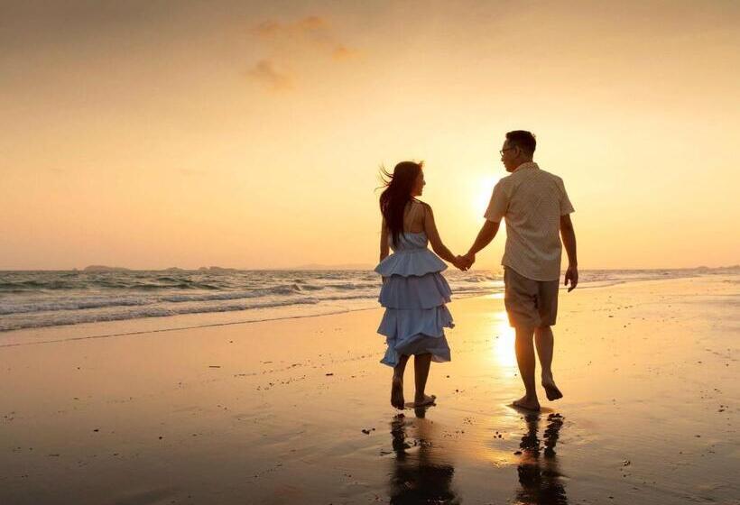 Novotel Rayong Rim Pae Resort