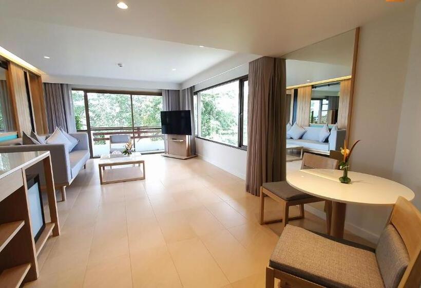 Novotel Rayong Rim Pae Resort