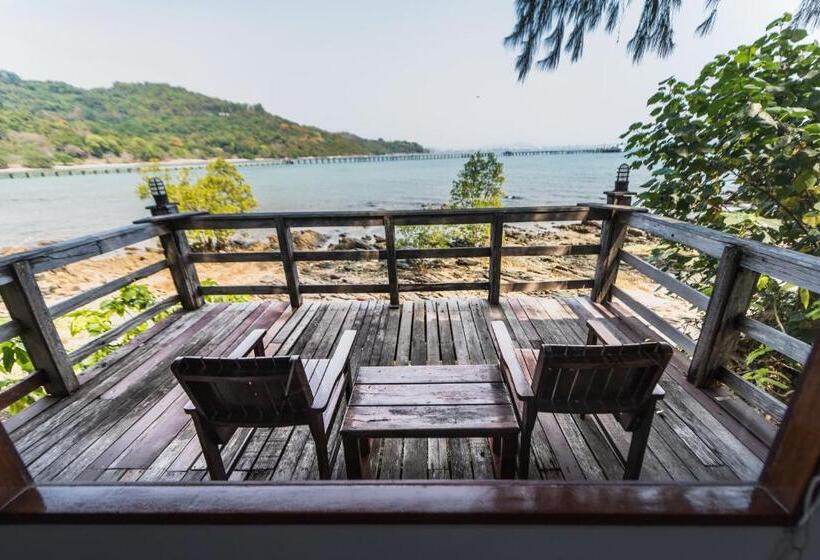 Rayong Resort Hotel โรงแรมระยองรีสอร์ท