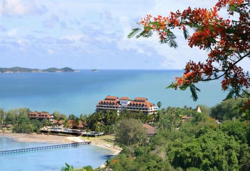 Rayong Resort Hotel โรงแรมระยองรีสอร์ท
