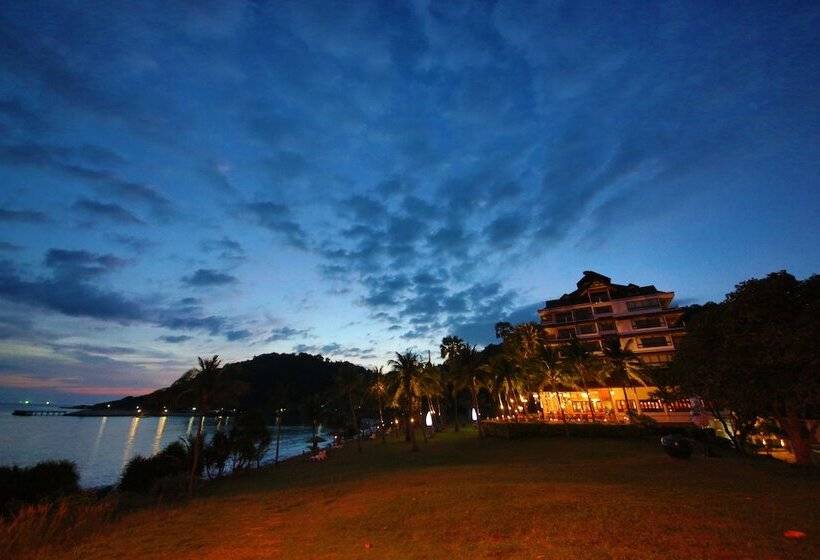 Rayong Resort Hotel โรงแรมระยองรีสอร์ท