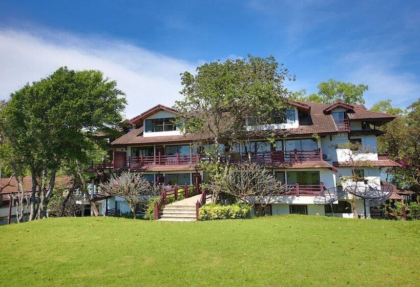 Rayong Resort Hotel โรงแรมระยองรีสอร์ท