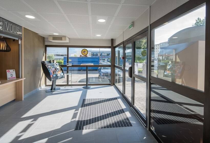 Резиденция B&b Hotel Grenoble Centre Verlaine