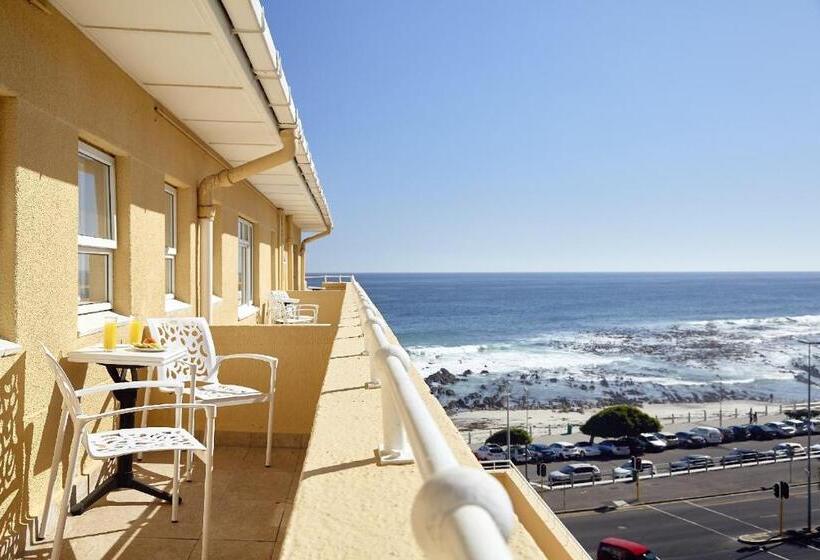 אתר נופש First Group Riviera Suites