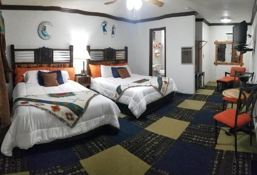 Adobe Sands Motel