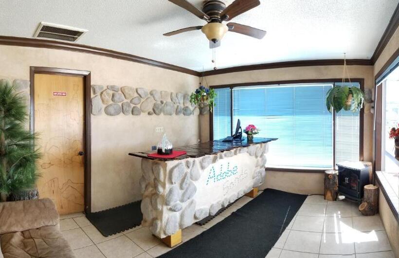 Adobe Sands Motel