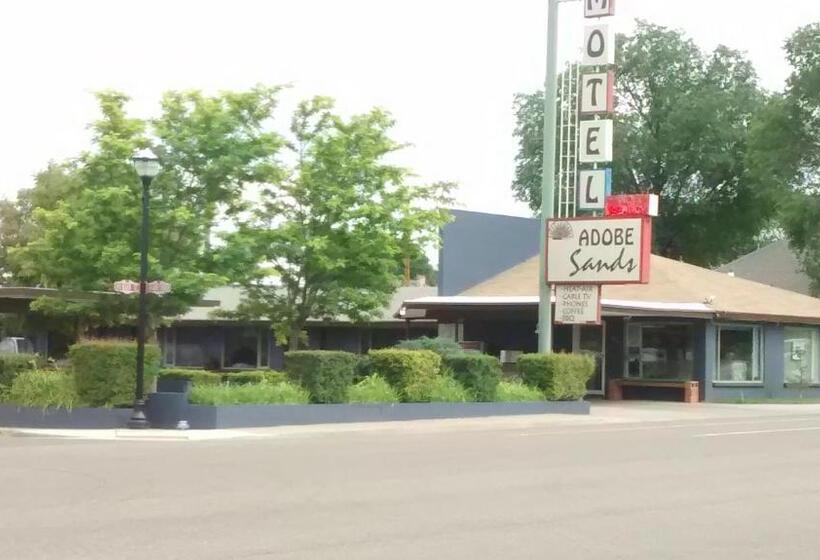 Adobe Sands Motel