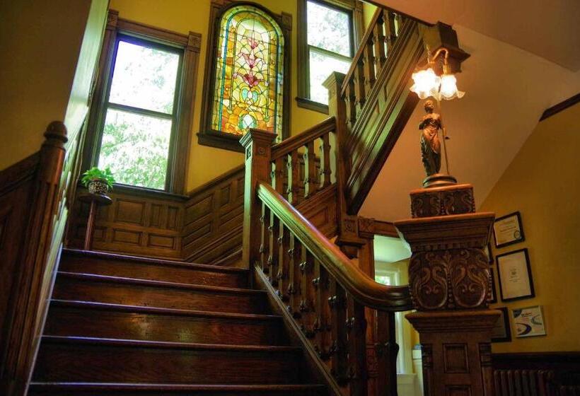 مبيت وإفطار Beaufort House Inn