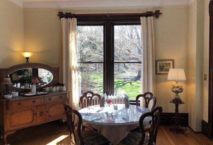 مبيت وإفطار Beaufort House Inn