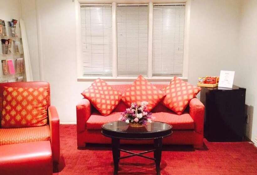 모텔 The Golden Spur