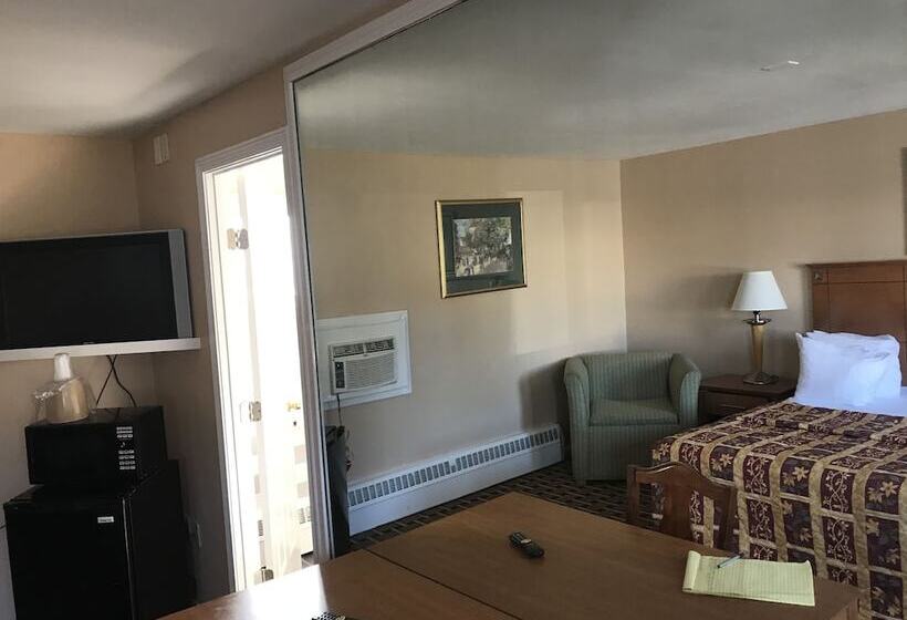 Capri Motel