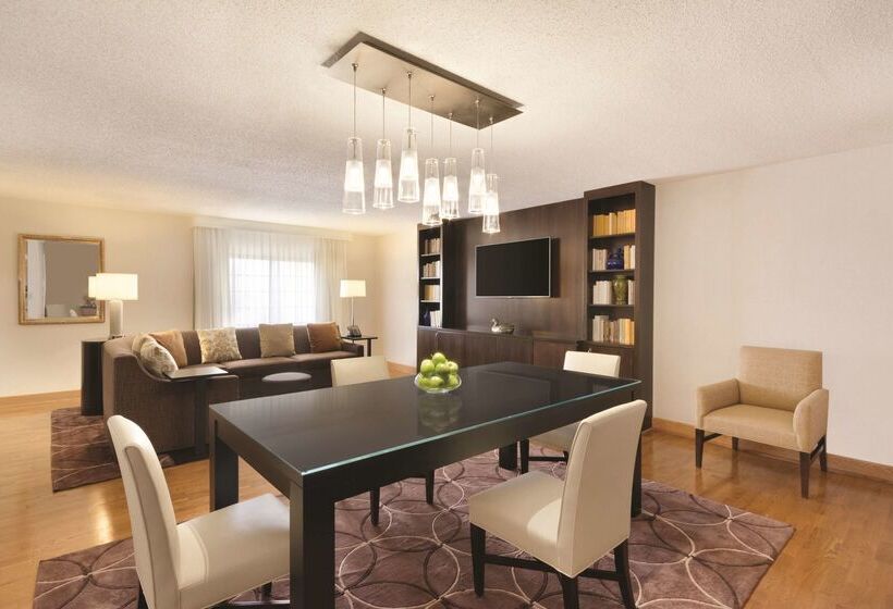 Embassy Suites Greenville Golf Resort & Conference Center