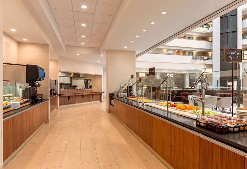 Embassy Suites Greenville Golf Resort & Conference Center