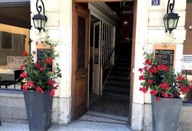 호텔 De La Basilique