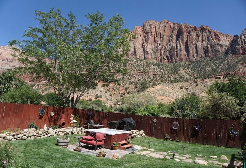 Harvest House Bed And Breakfast