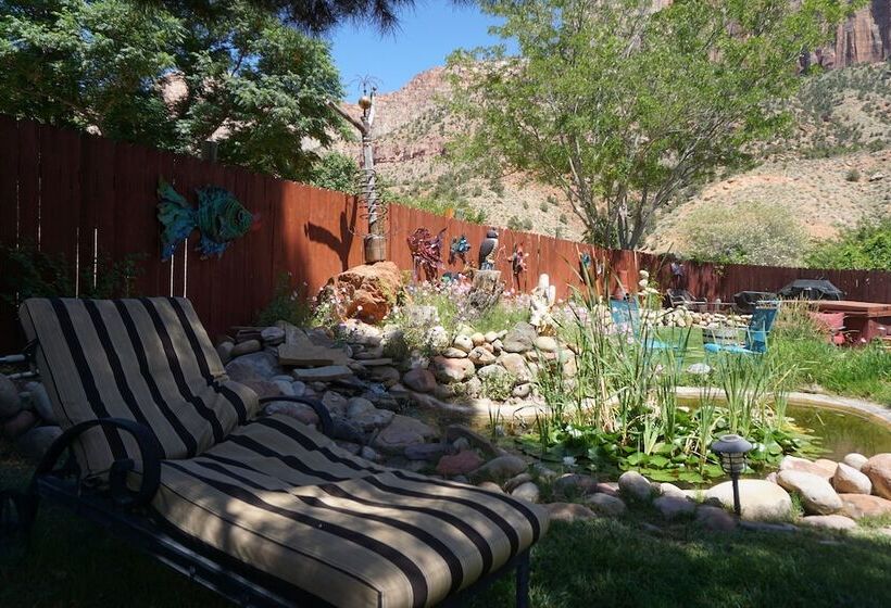 Harvest House Bed And Breakfast