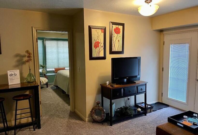 Harvest House Bed And Breakfast