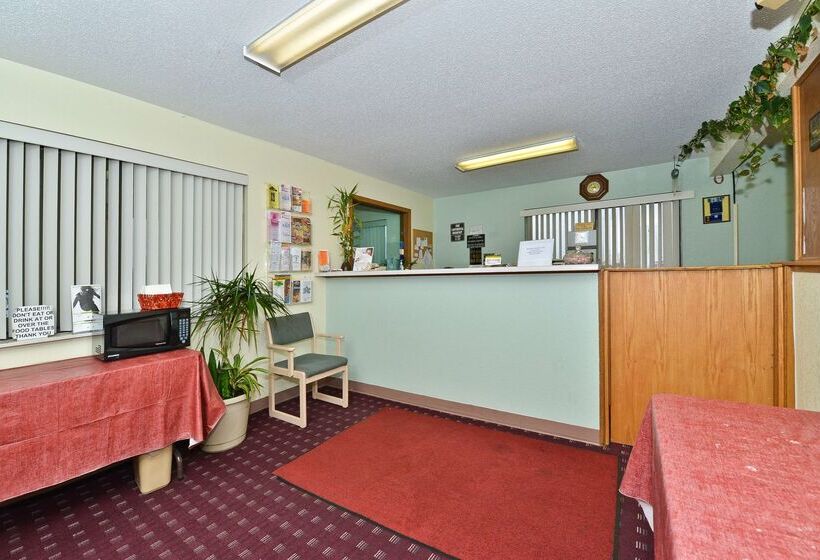 ホテル Americas Best Value Inn Champaign