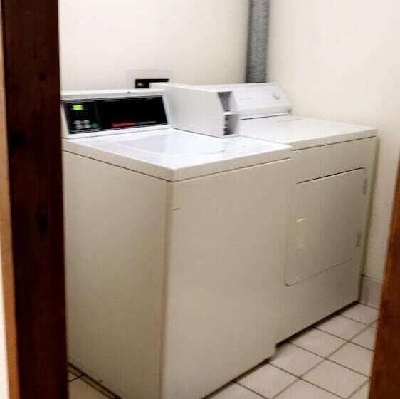 ホテル Americas Best Value Inn Champaign