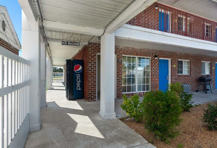 ホテル Americas Best Value Inn Edenton