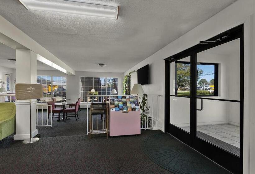 ホテル Americas Best Value Inn Edenton
