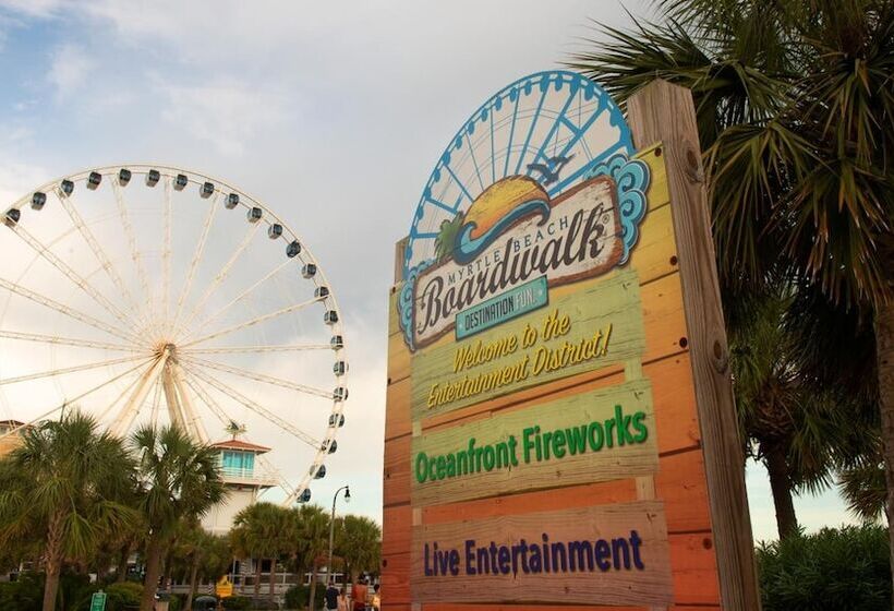 هتل Aqua Beach Inn