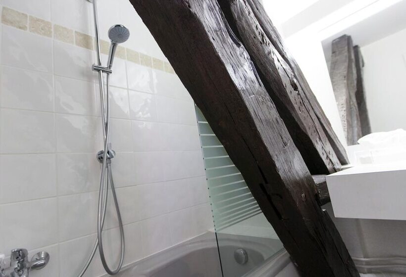 酒店 Athanor Centre