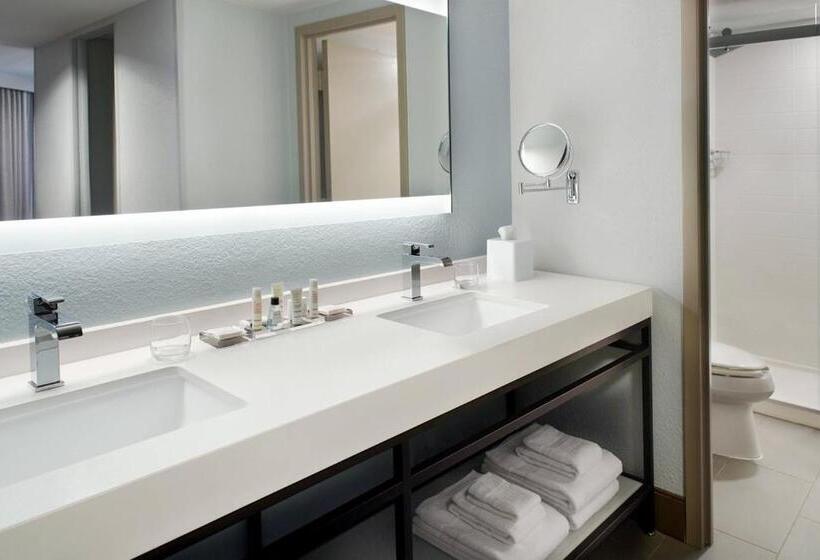 فندق Atlanta Evergreen Lakeside Resort