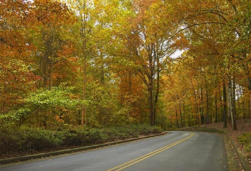 فندق Atlanta Evergreen Lakeside Resort