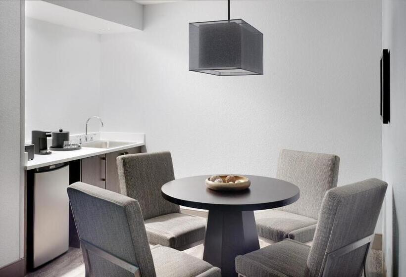 فندق Atlanta Evergreen Lakeside Resort