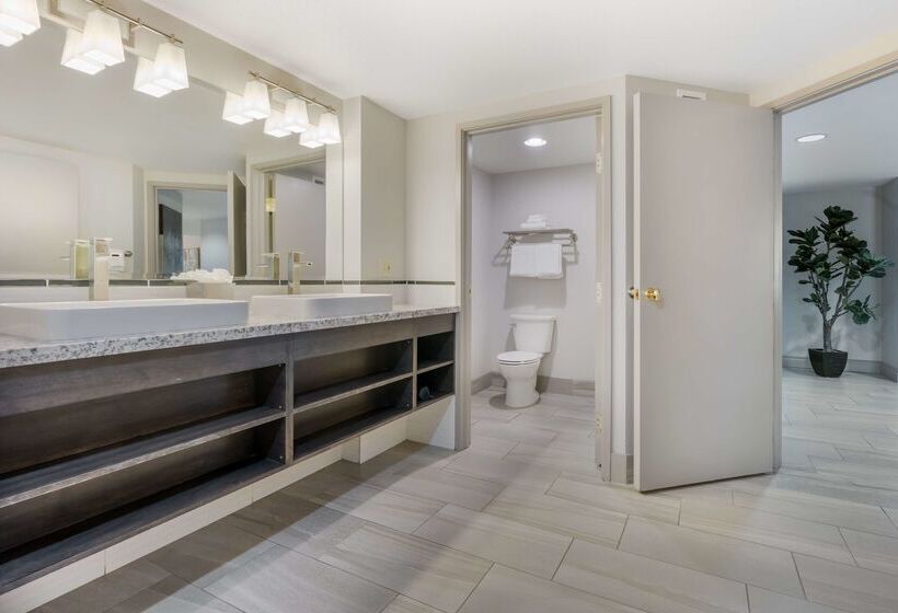 فندق Best Western Plus Boomtown Casino