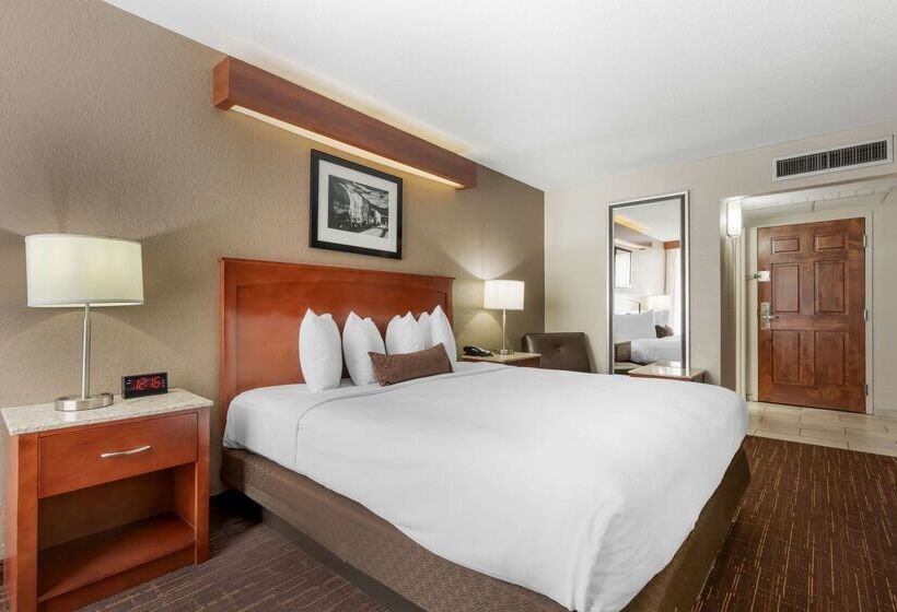 فندق Best Western Plus Boomtown Casino