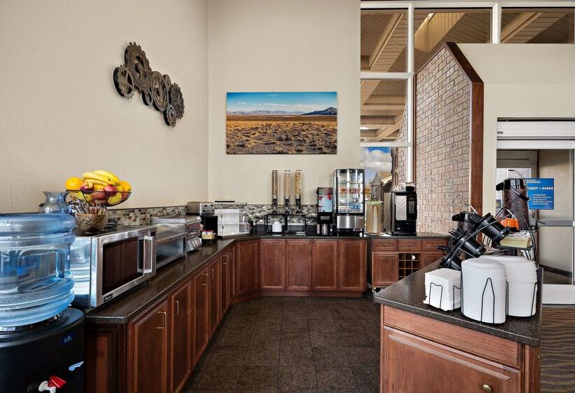 בית מלון כפרי Best Western Plus Gold Country Inn