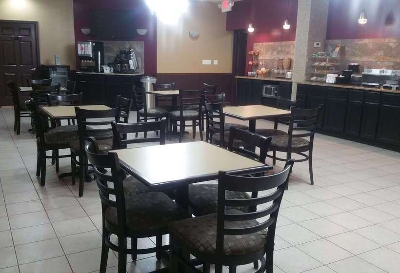 فندق Americinn By Wyndham Woodstock Il