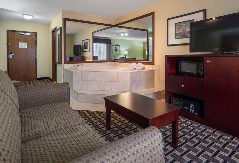 فندق Americinn By Wyndham Woodstock Il