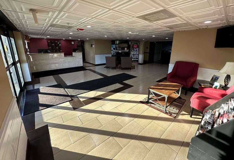 فندق Americinn By Wyndham Woodstock Il