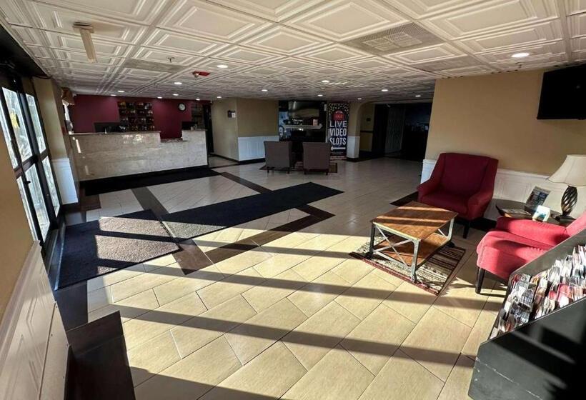 فندق Americinn By Wyndham Woodstock Il