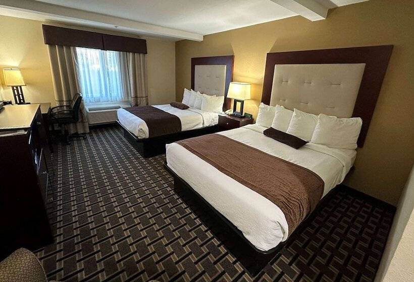 فندق Americinn By Wyndham Woodstock Il