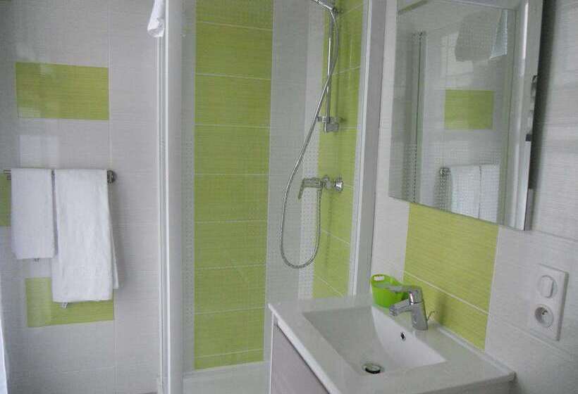 Brit Hotel Hermitage