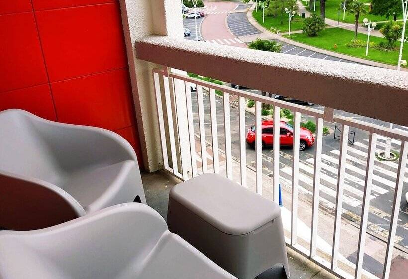 Brit Hotel Hermitage