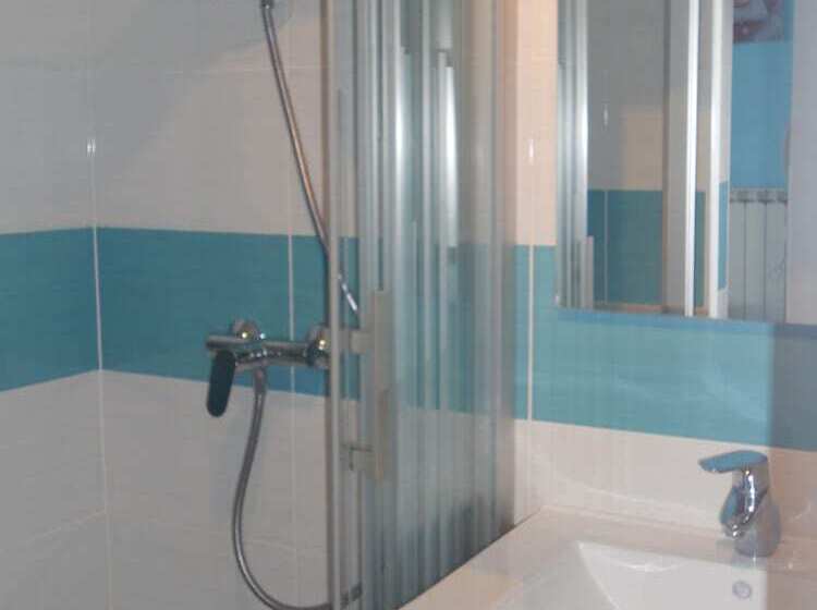 Brit Hotel Hermitage