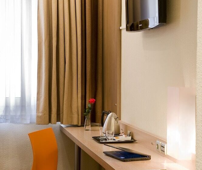 בית מלון כפרי Carre Vieux Port