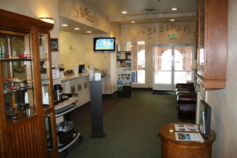 Отель Carson City Plaza