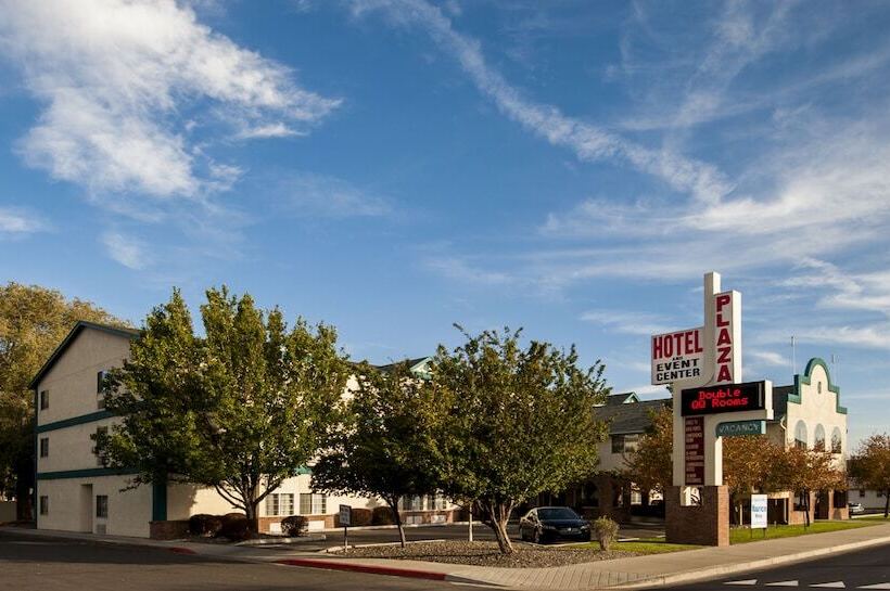 Отель Carson City Plaza