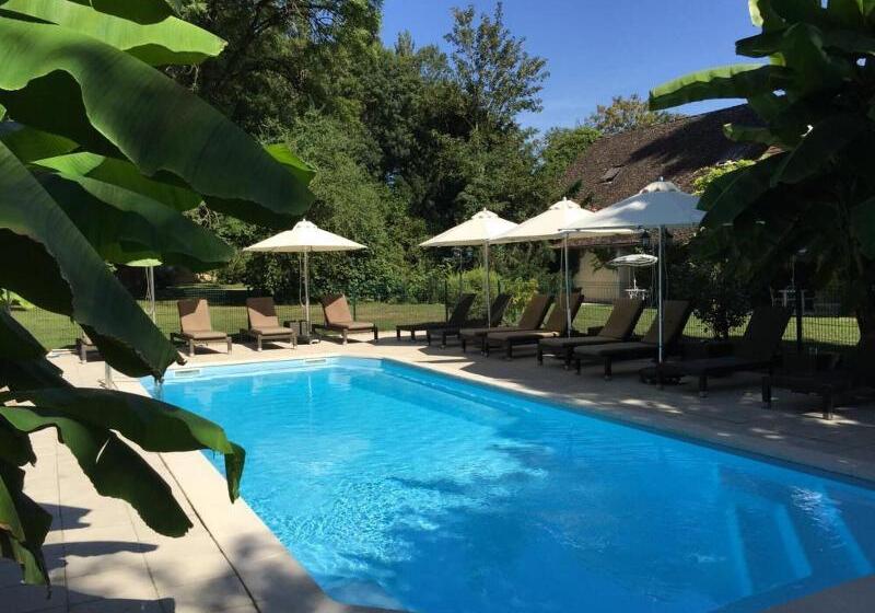 בית מלון כפרי Chateau De Challanges