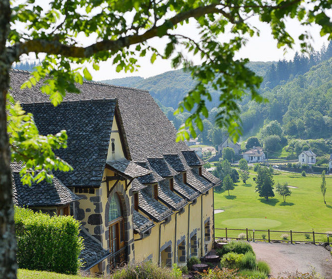 فندق Château De Salles