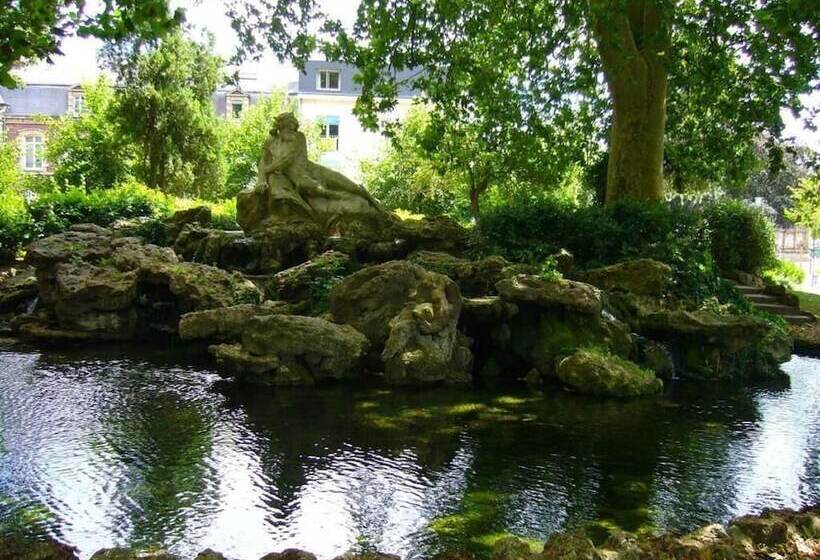 בית מלון כפרי Chenal