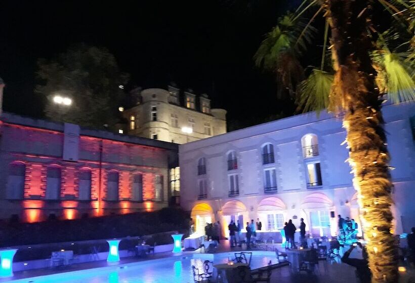 ホテル Château De Mirambeau