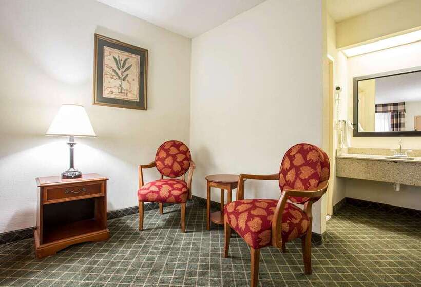 فندق Clarion Inn & Suites Aiken South